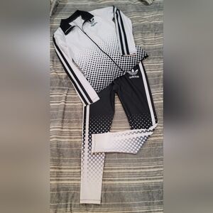 Black and White Tracksuit One Size